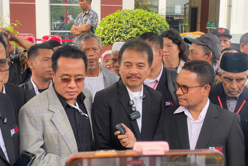 Roy Suryo Accused Under ITE Law, Criticizes Prosecutor as 'Blindly Acting'