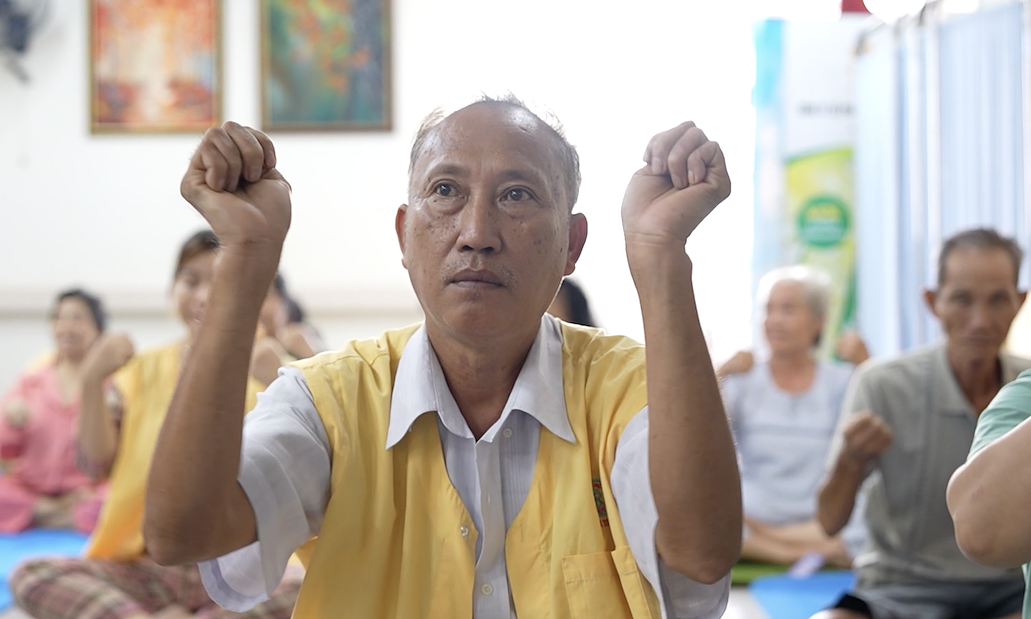 Palliative Care Yoga Offers Solace at Cho Ray Hospital