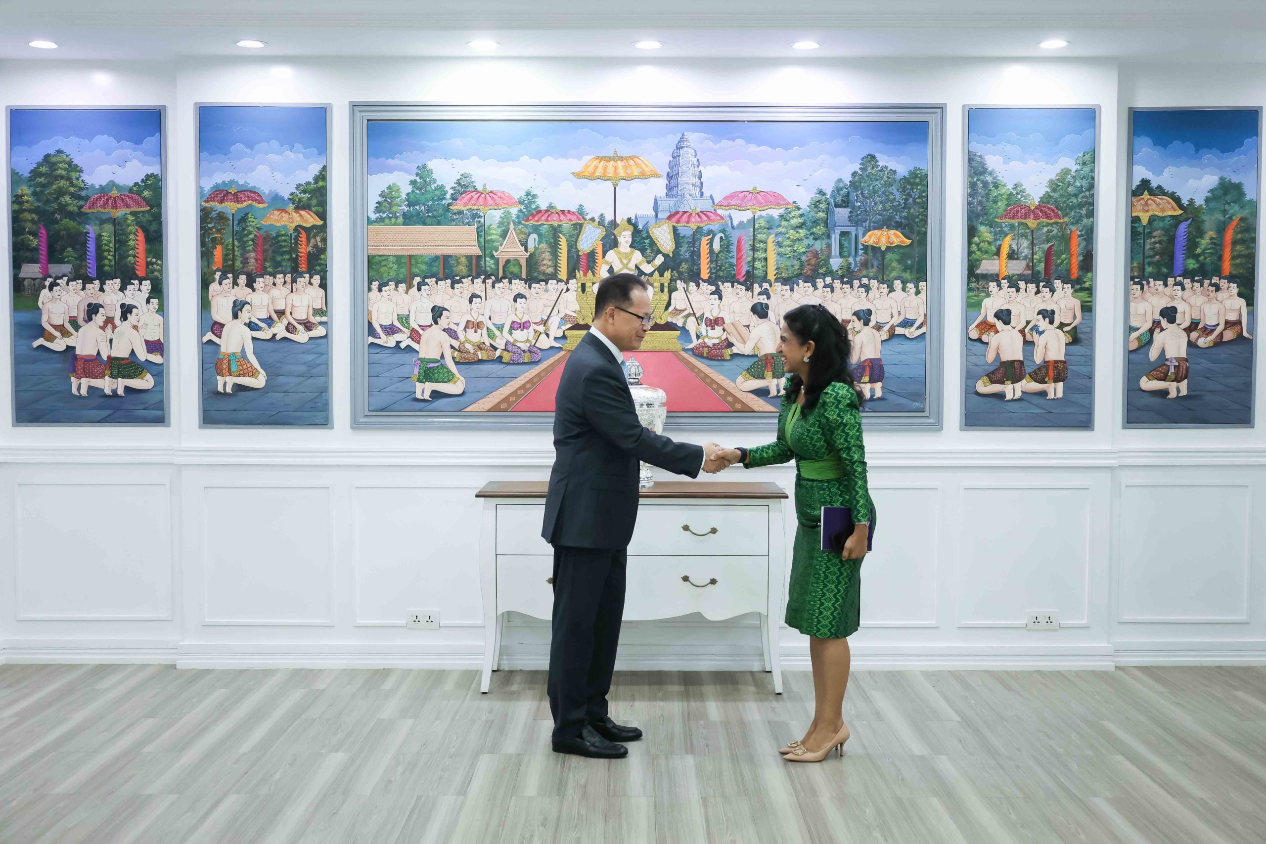 Cambodia Strengthens Green Economy and Climate Resilience Cooperation with ADB