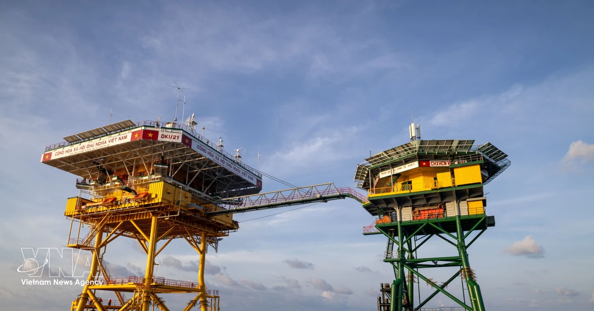 DK1 Platforms: Vietnam's Frontline Soldiers in the Open Sea