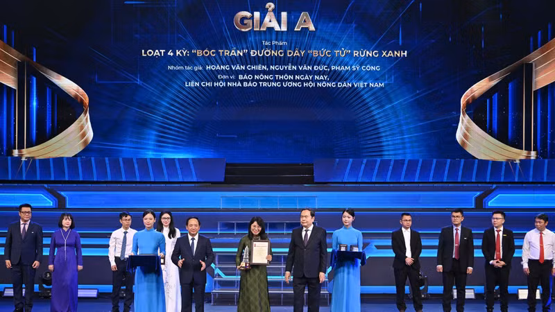 Vietnam National Journalism Awards Honors 123 Outstanding Works