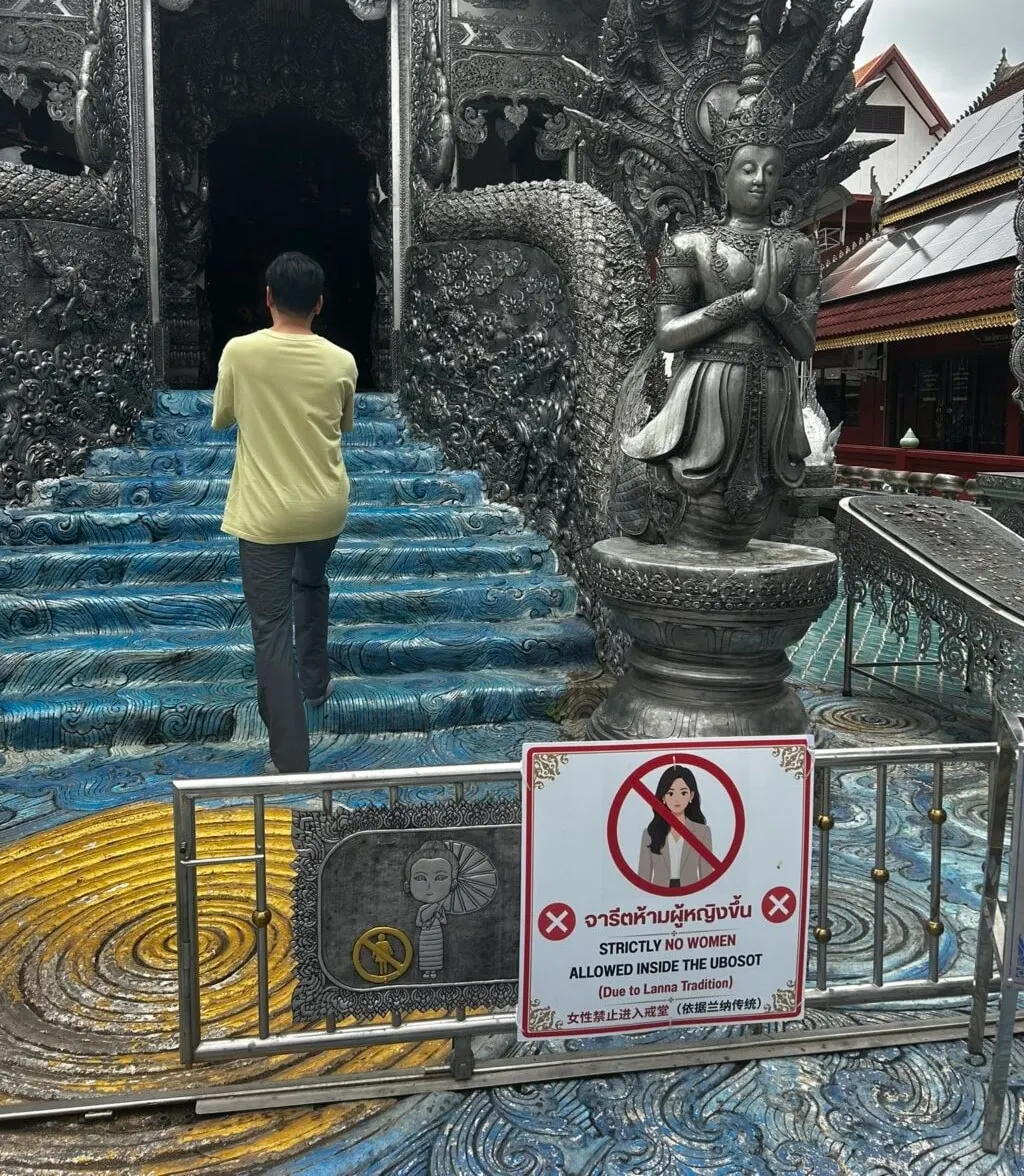 Chiang Mai Temple Sign Sparks Global Feminist Debate
