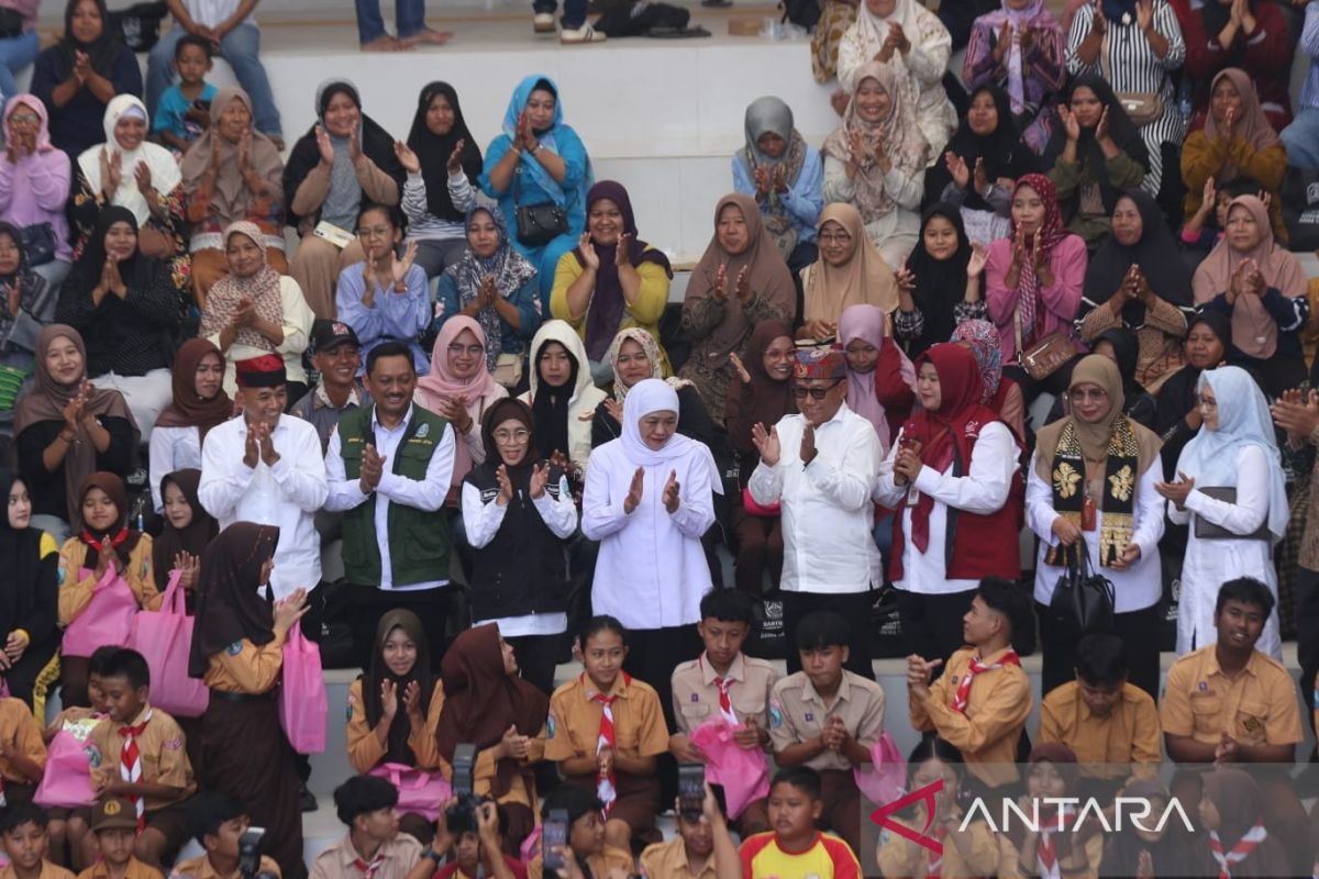 East Java Leads Nation in Number of Community Schools: Governor