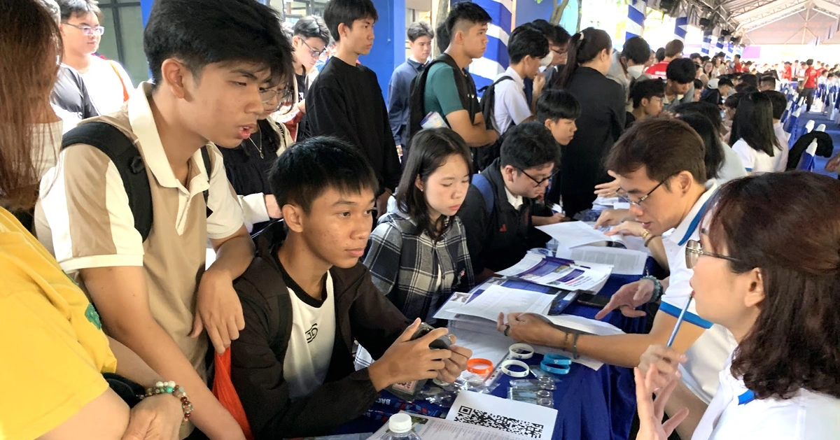 Vietnam's Ministry of Education and Training Tightens University Admission Regulations for 2026
