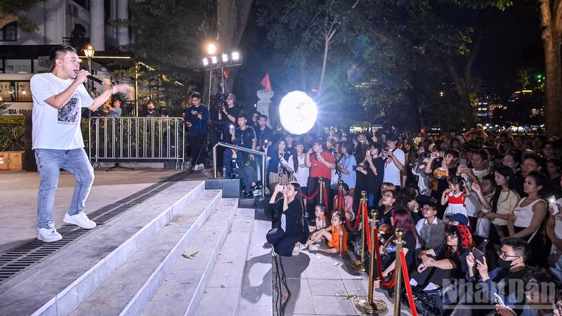 「Tán Đa Show」:ホーチミン市発、若手アーティスト育成の新たな試み