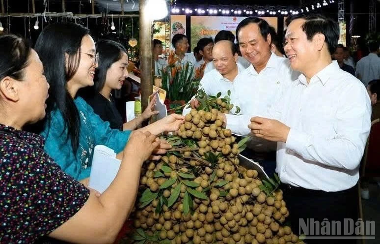 Hung Yen Agricultural Products Thrive on Digital Economy Platform