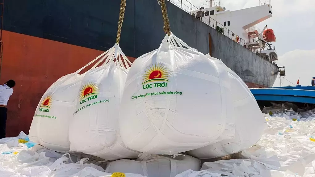ロク・トロイ・グループ、上場廃止へ 財務報告遅延で