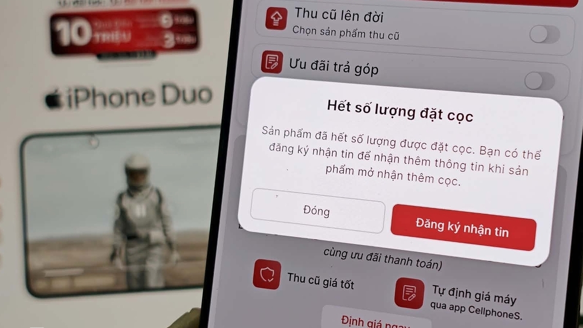 iPhone Duo Sells Out Within 5 Minutes of Pre-Order Launch in Vietnam