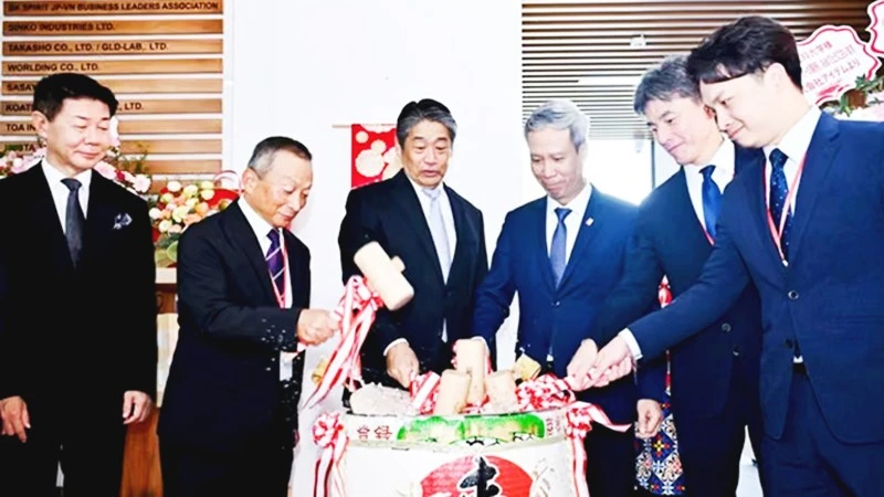 Vietnam-Japan Cooperation Space Inaugurated at Hanoi University of Science and Technology to Foster Academic and Industrial Ties