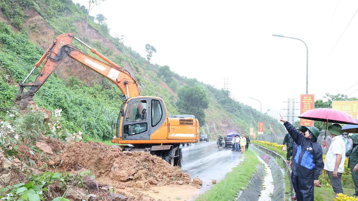 Heavy Rains Trigger Landslides and Flooding Across Northern Vietnam