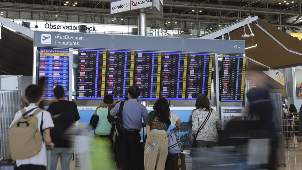 Thailand Mulls Tourist 'Landing Fee' Over 300 Baht for Insurance, Development