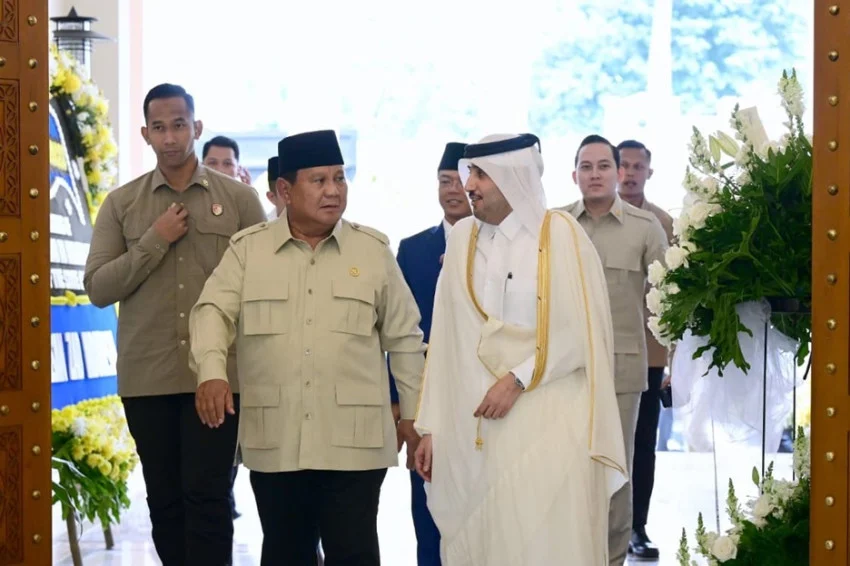 Indonesian Defense Minister Extends Condolences on Passing of Former Emir of Qatar