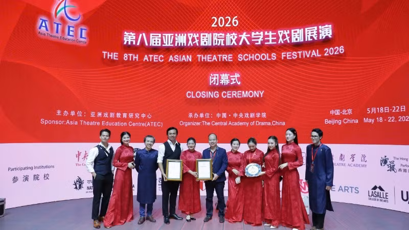Vietnamese Theatre Earns Top Prize at Beijing International Festival