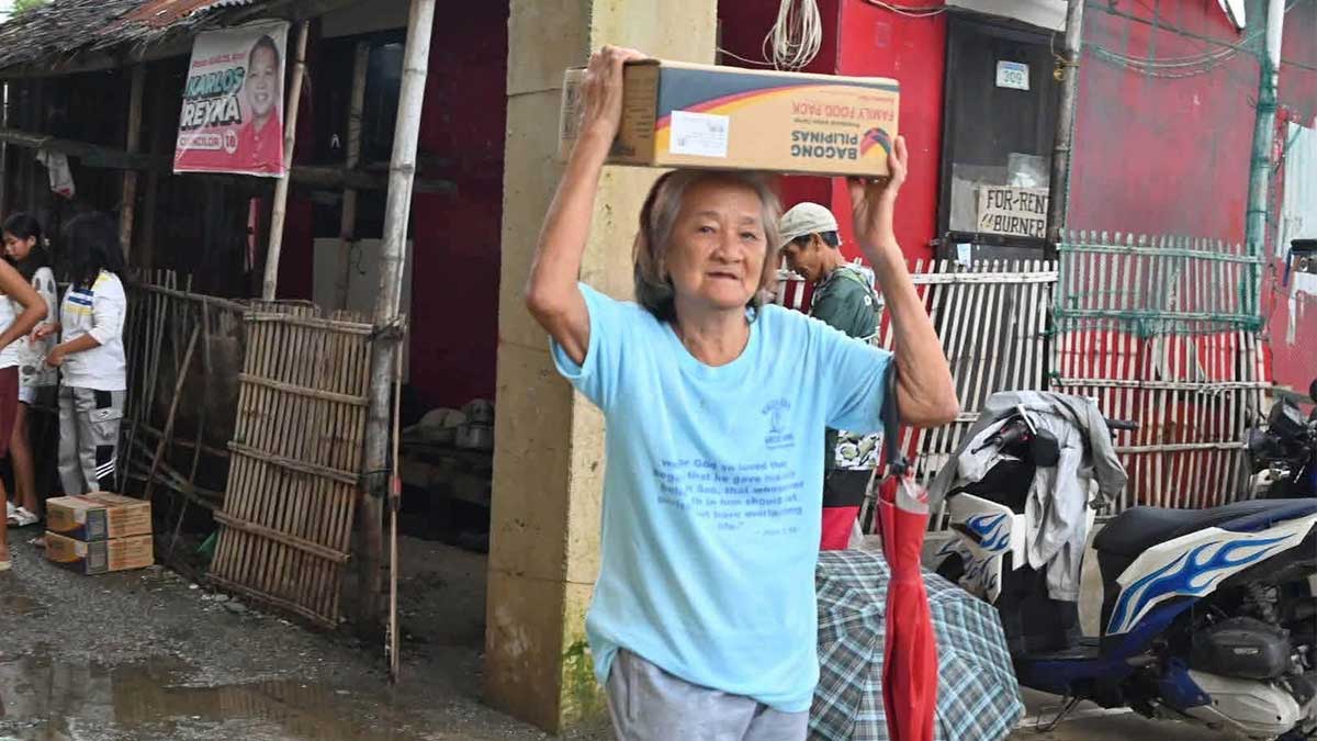 洪水被災の島嶼集落に支援届く ダバオ市