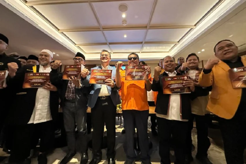 インドネシア総選挙法改正案、議席阻止条項1%を提案
