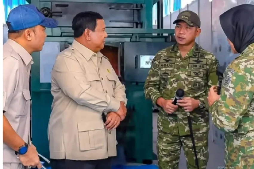 Indonesian Military Mobilizes Troops for National Waste Management