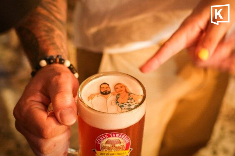 ビールに「顔」を印刷、タイで新体験サービス開始