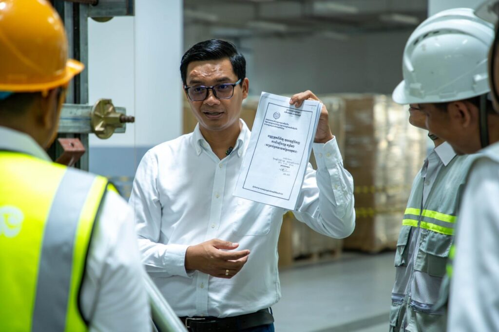 カンボジア、タイからの帰還労働者向け技能認定制度導入へ 建設8分野で無料評価