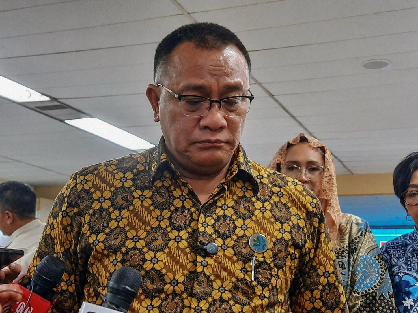 Labor Activist Jumhur Hidayat Appointed as Indonesia's New Environment Minister Amid Skepticism