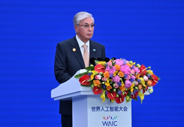 中国はカザフスタンの超近代化への取り組みをどのように支援しているか