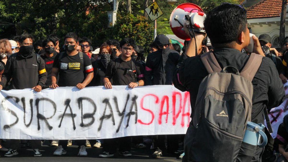 インドネシア:デモ参加者11人逮捕、人権団体が「組織的権利侵害」と批判