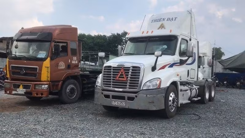 Vietnam Faces Severe Shortage of Heavy Truck Drivers Amid Regulatory Changes