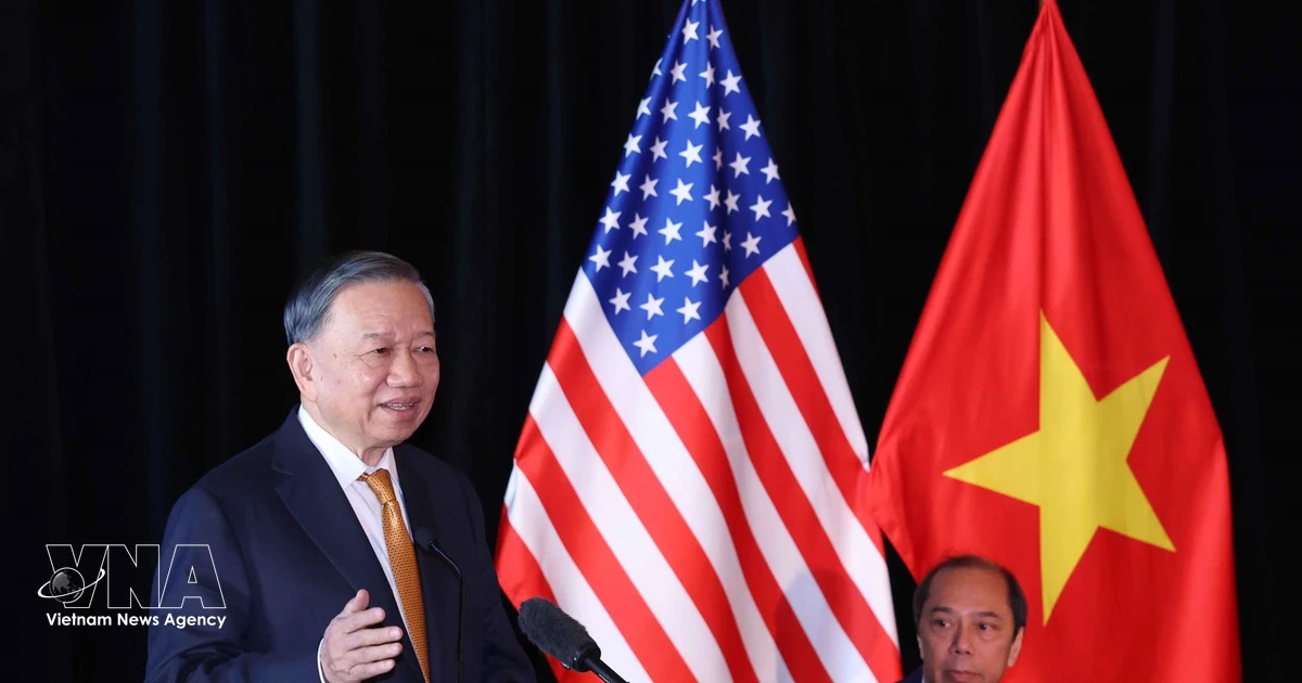 Vietnam's Top Leader Meets Experts, Intellectuals in US