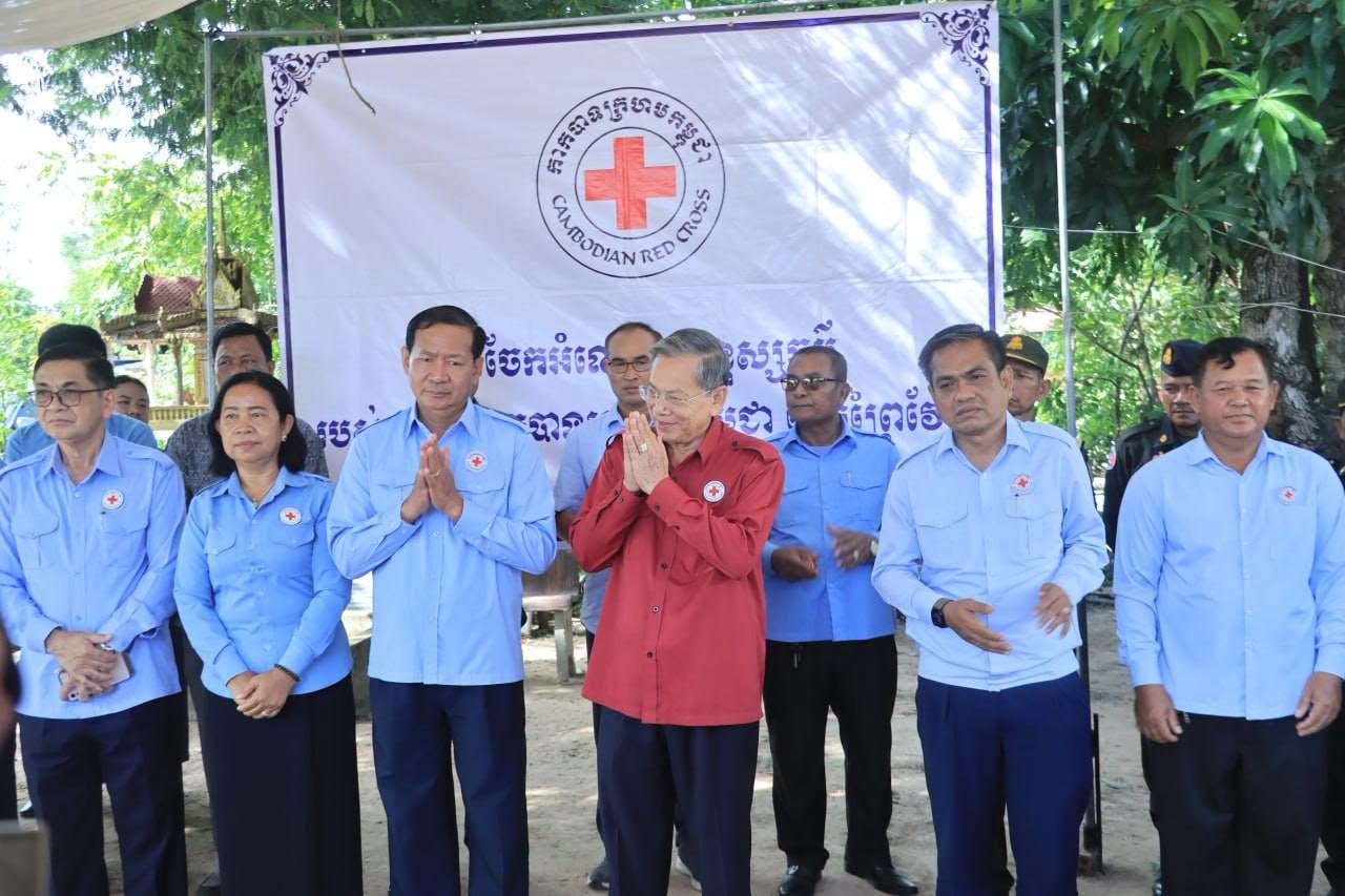 18 Families in Prey Veng Affected by Strong Winds Receive Humanitarian Aid