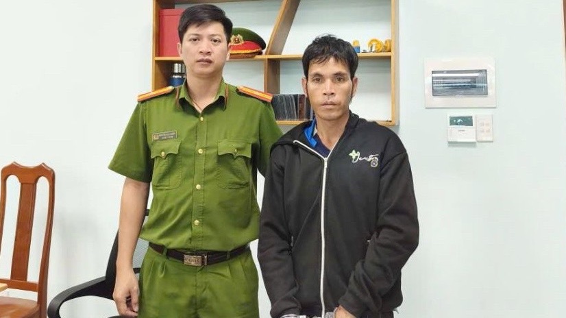 Vietnam Father Dies in Arson Attack, Son Suspected