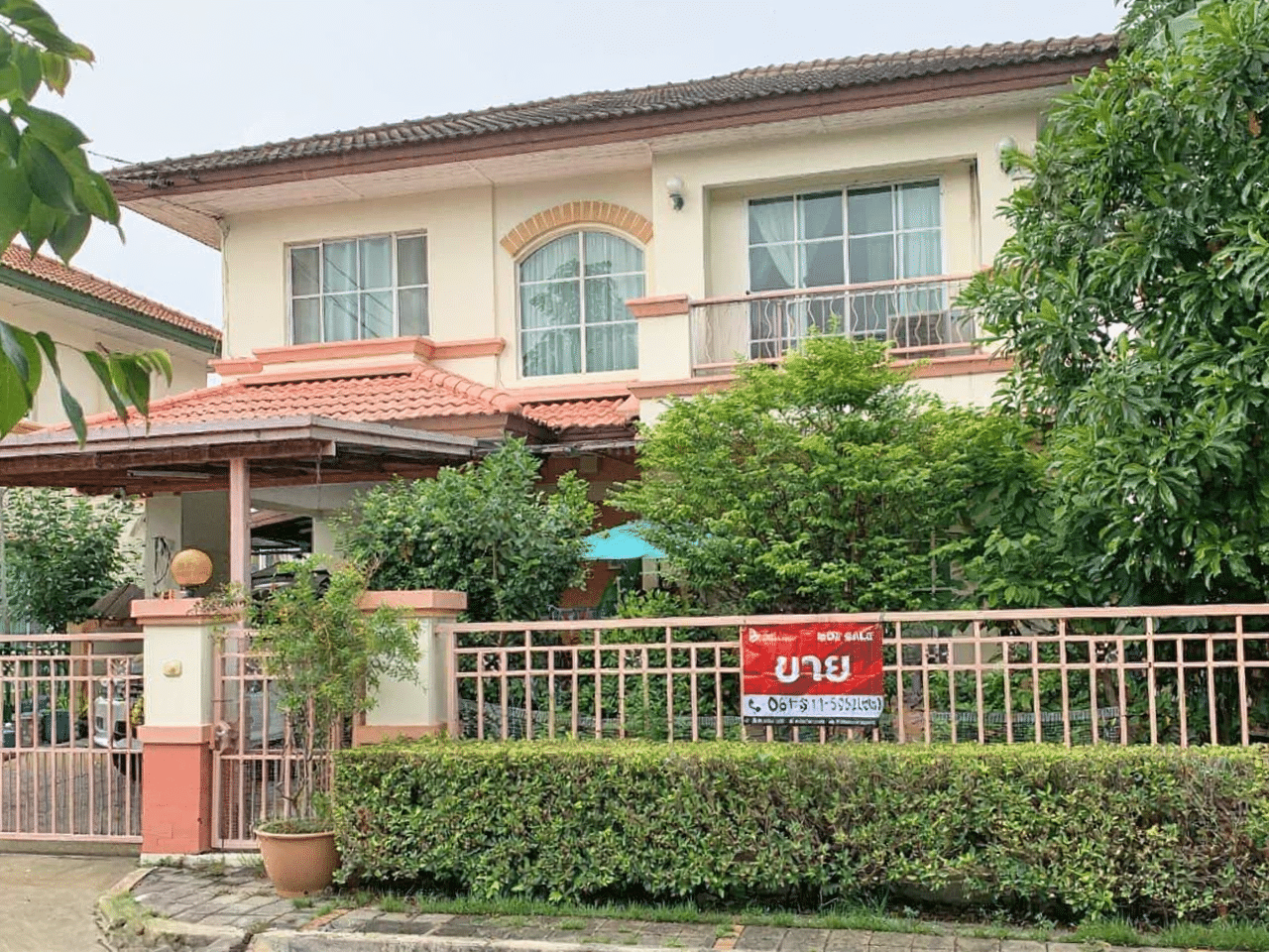 Bangkok Second-Hand Home Listings Explode as Thai Household Debt Hits Critical Levels