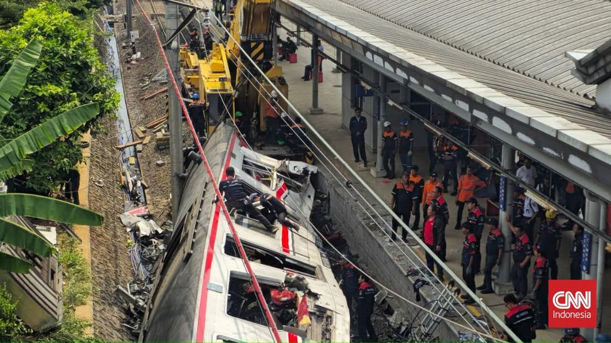 ブカシ駅列車衝突事故、警察がボイスロガーと信号システムを徹底調査