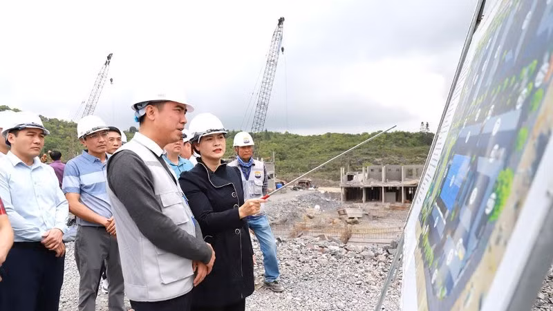 ベトナム国境地帯の学校建設、進捗確認と課題