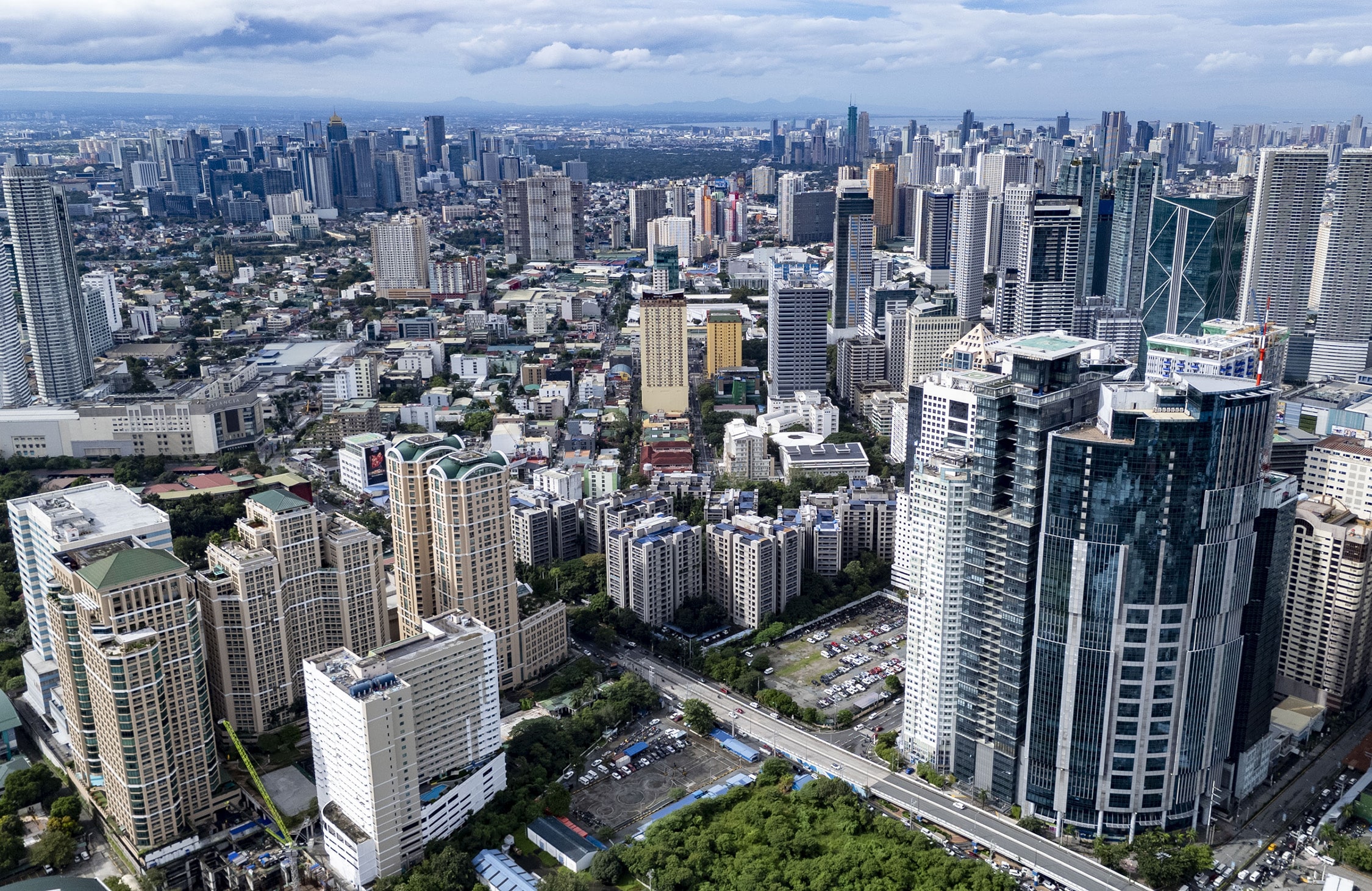 PH economy may have entered stagflation — gov’t think tank