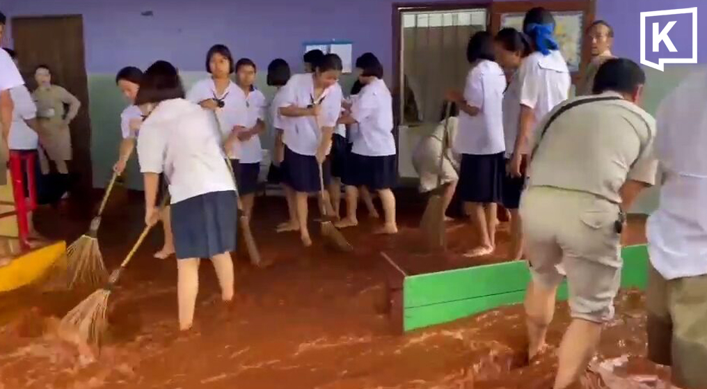 タイ北部ターク県で5日間の豪雨による鉄砲水が発生、小学校が浸水