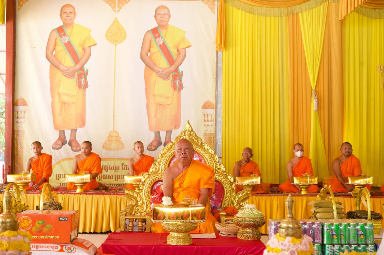 Kampong Speu Governor Leads Officials in 'Kand Ben' Ceremony to Honor Ancestors and Fallen Soldiers