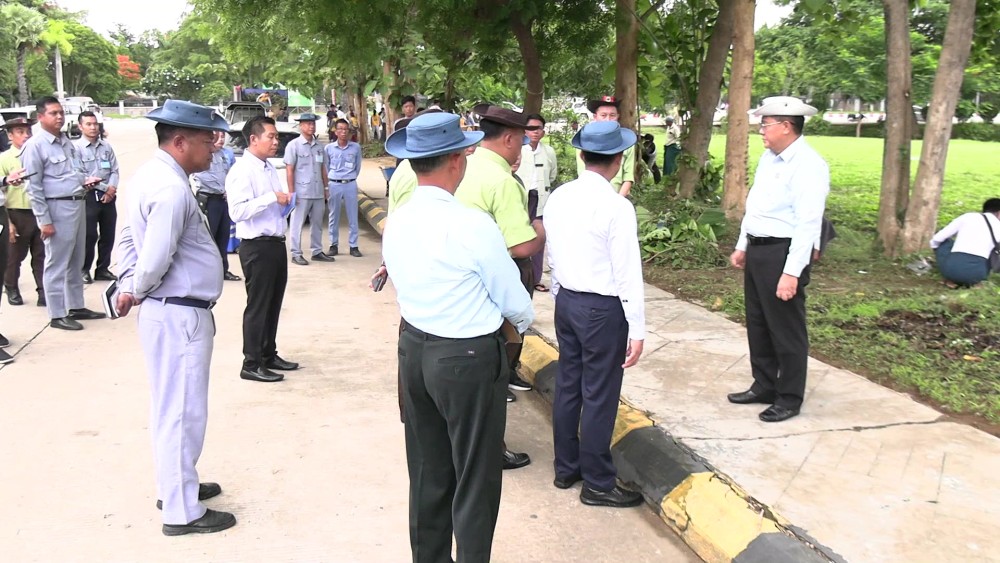 Nay Pyi Taw Council Chairman inspects cleaning measures and development works