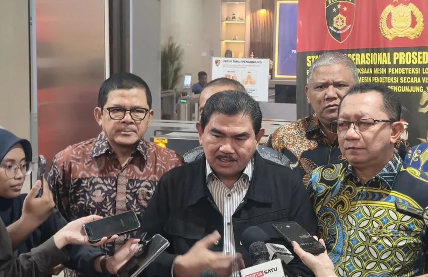 インドネシア担当相、偽情報で警察に被害届 - 偽の店舗閉鎖情報拡散