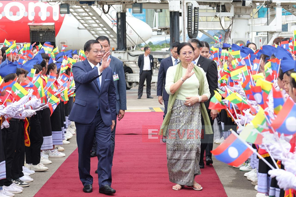 ミャンマー大統領夫妻、ラオスから帰国