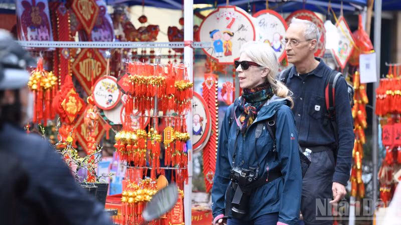 Hanoi Ranks Among World's Friendliest Cities for Customer Service