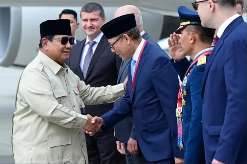Prabowo Arrives in Vladivostok for Meetings with Putin and Dignitaries