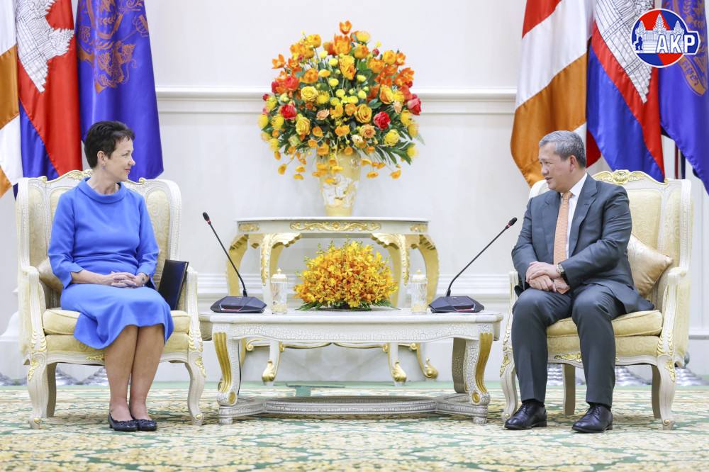 独大使、カンボジアとの連携強化を称賛 経済・投資分野での拡大に期待