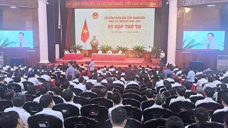 Thanh Hóa Province Vows to Boost Political and Economic Performance