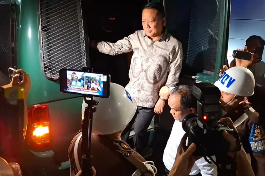 Indonesian Prosecutor General's Office Official Detained by KPK