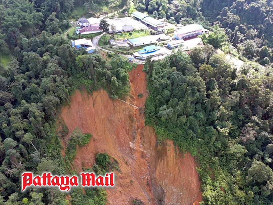 タイ北部で大規模土砂崩れ、学校に迫る危機