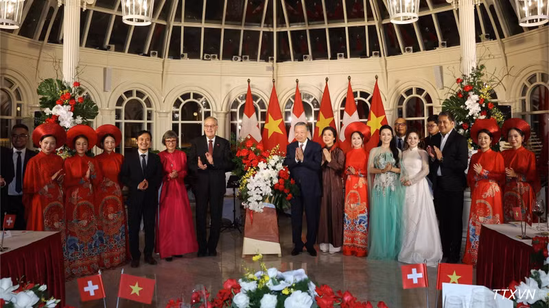 Vietnam-Switzerland Summit: Leaders Confirm Deepening Economic and Investment Cooperation