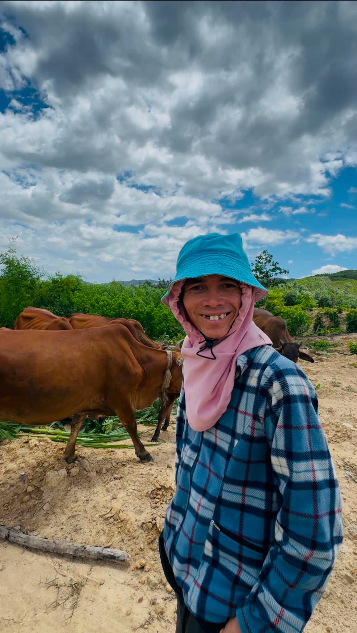 Vietnam's 'Wealthiest Cowherd' Lives in Rental Despite Owning Billion-VND Home