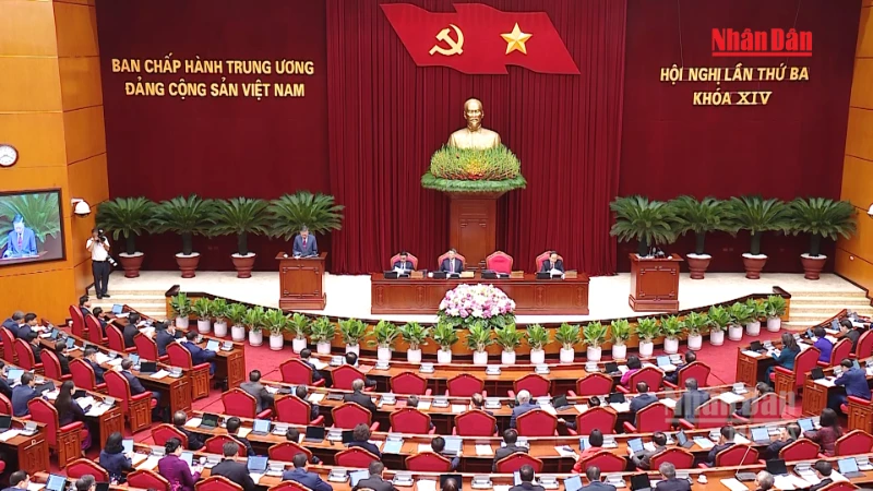 Vietnam Communist Party Holds 3rd Plenum of 14th Central Committee to Address Development Bottlenecks