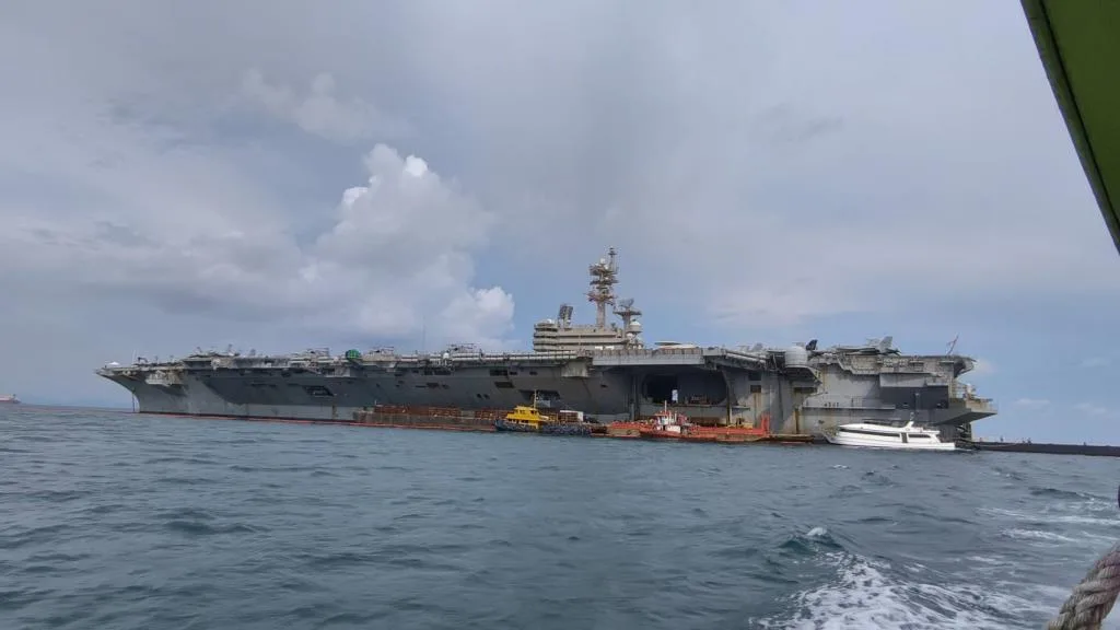 US Carrier Strike Group Departs Phuket