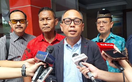 Firearms, Drugs, Porn DVDs Found in South Jakarta School; Foundation Demands Investigation