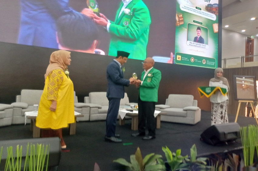Indonesia Proposes National Hero Status for Sutan Takdir Alisjahbana for Contributions to Language and Culture